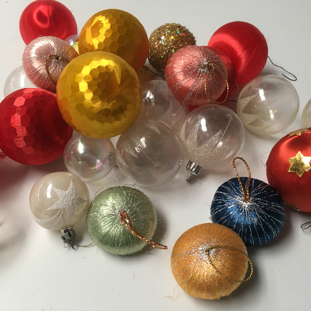 BAUBLE, 1960s & 1970s Style